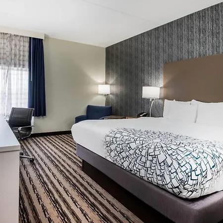 La Quinta By Wyndham Buffalo Amherst Exterior photo
