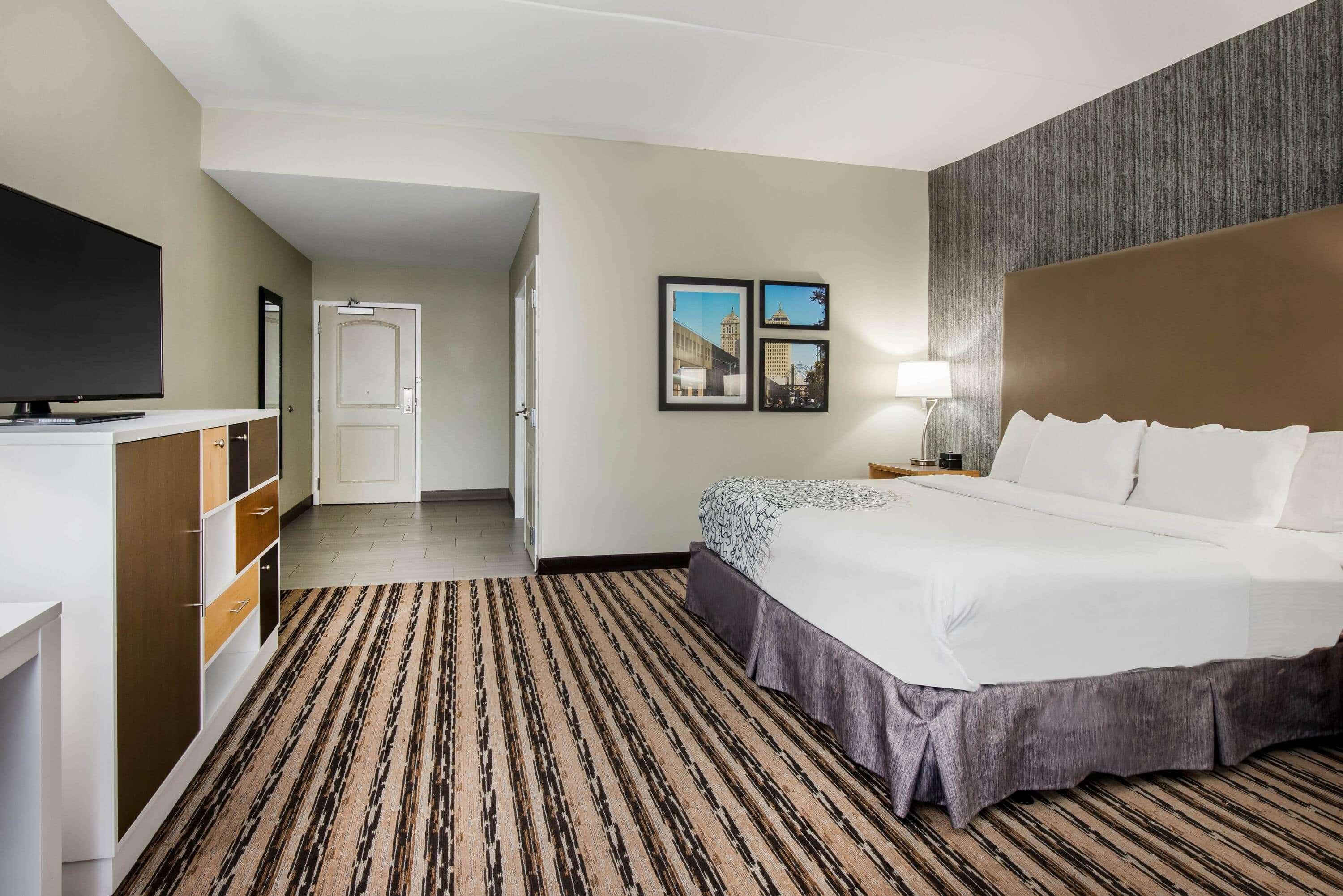 Hotel La Quinta By Wyndham Buffalo